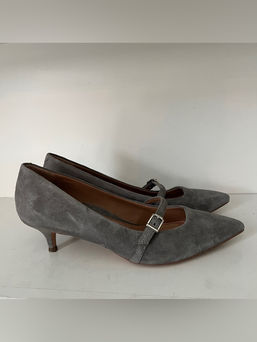 Vionic Minnie Kitten Heel Mary Jane Charcoal Suede Comfort Shoes Women 8.5